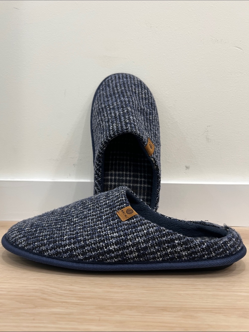 ONCAI Mens Blue Knit Stripes Memory Foam Mule Slippers
